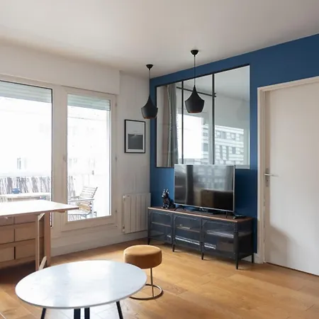 Cozy 37 M In The Heart Of Batignolles Paris